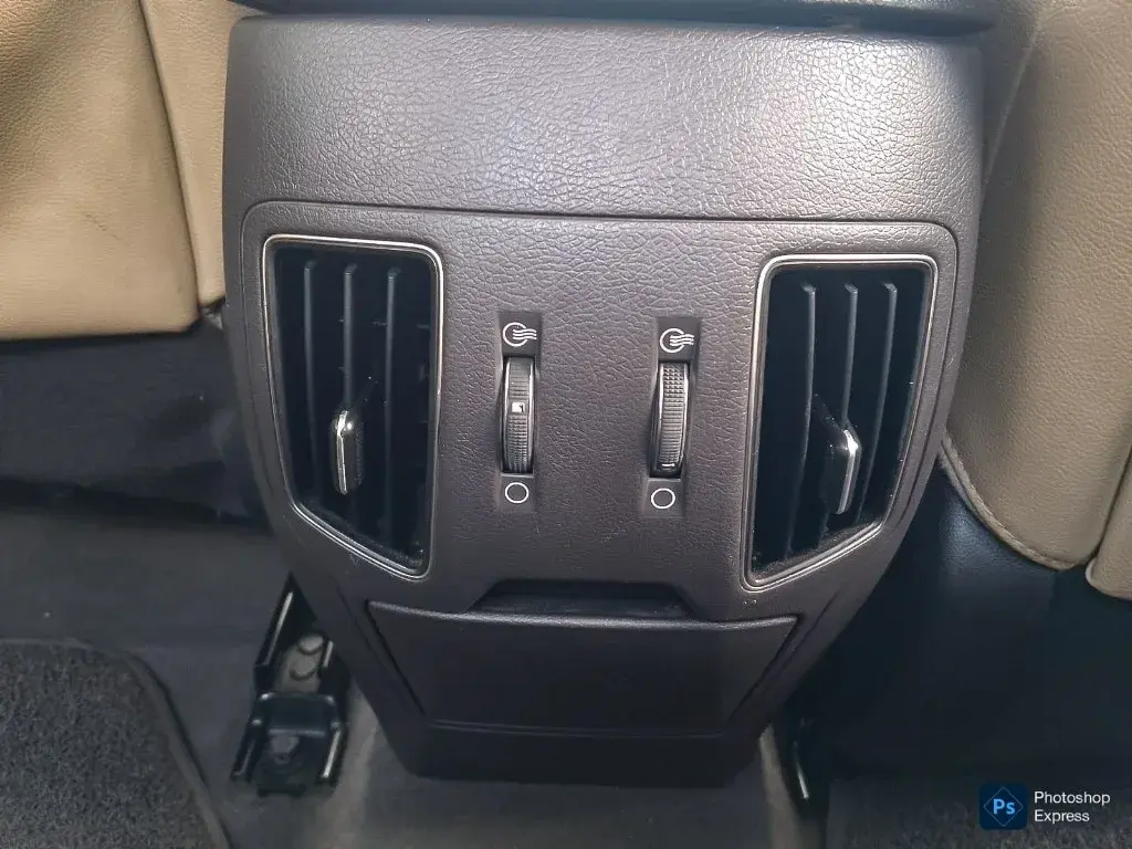 2011 Hyundai Sonata — image 12