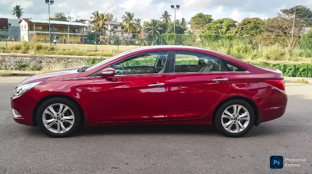 2011 Hyundai Sonata — image 4