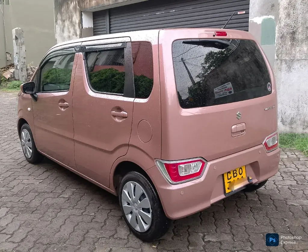 2023 Suzuki Wagon R FX — image 6