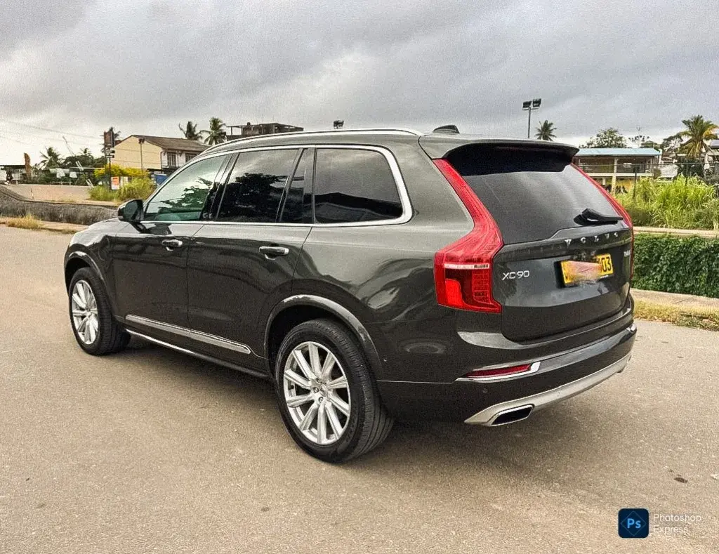 Volvo XC90 T8 Inscription — image 2